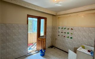 Etaj 3-Apartament 2Camere-Decomandat  56MP Bloc din 1986-Zona CUG! - Poză 4