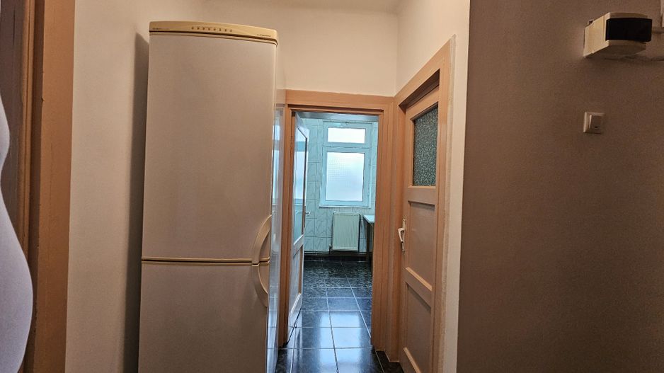Apartament 2 camere de vanzare, Piața Victoriei centrala proprie - Poză 10