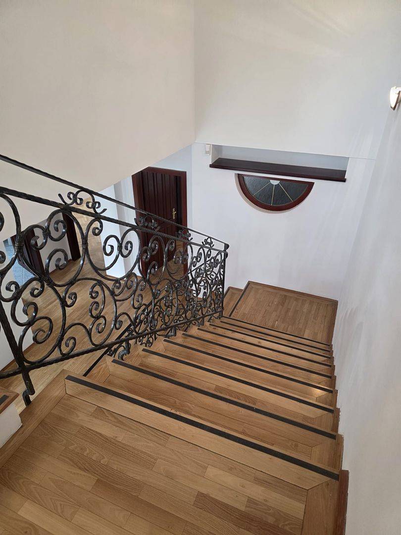 Vila de inchiriat - Poză 23