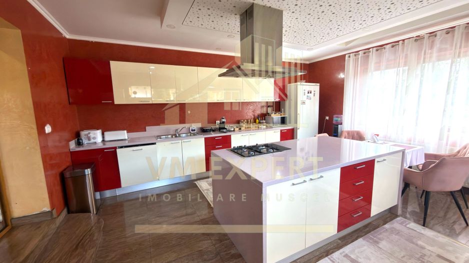 CASĂ 5 CAMERE TEREN 1600 MP CAMPULUNG - Poză 19