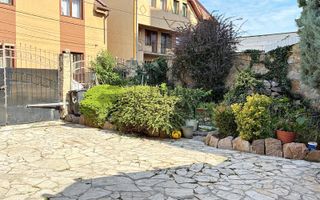 Casa singura in curte ultracentral in Oradea - Poză 14