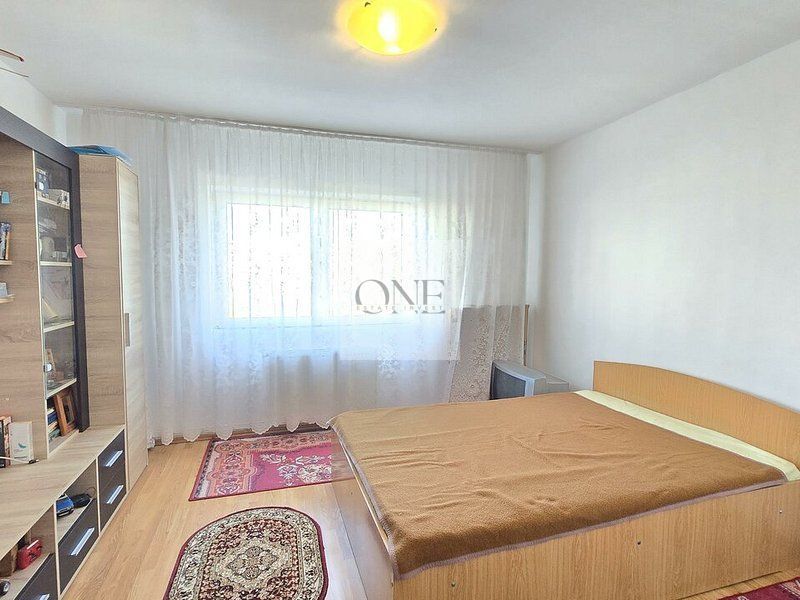 Apartament 3 Camere Suprafață Generoasă - Poză 9