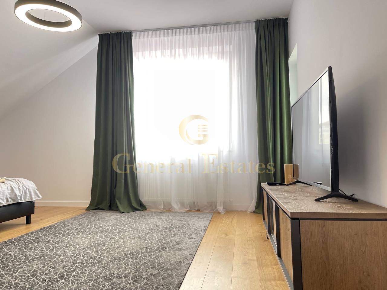 Casă cu design modern & suflet autentic – 200 m² de confort și rafinam - Poză 30