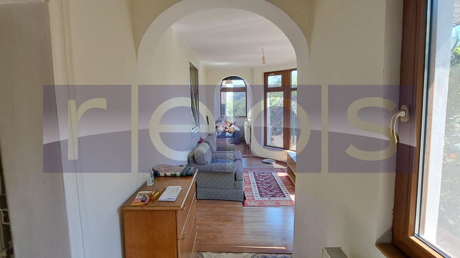 CASA DE VANZARE | 4 CAMERE | 110 MP | TEREN 2.500 MP | ROSIORI DE VEDE - Poză 4
