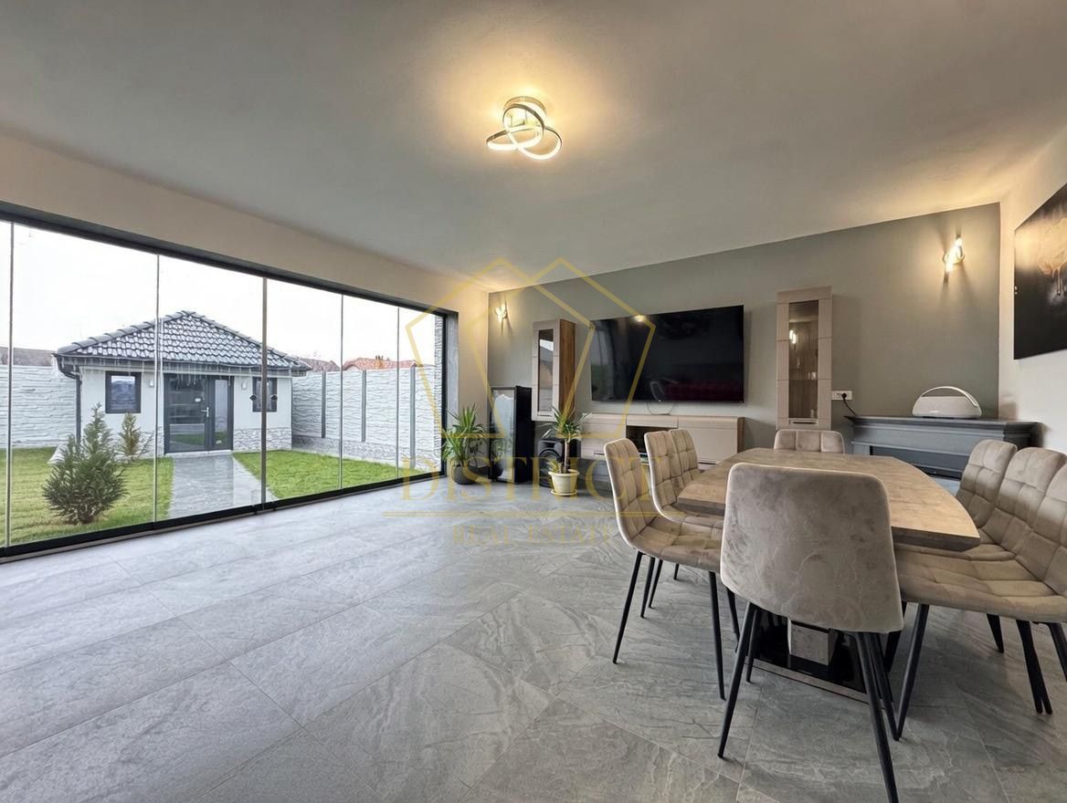 Casa superba pe parter, mobilata-utilata | Sanmihaiu Roman - Poză 27