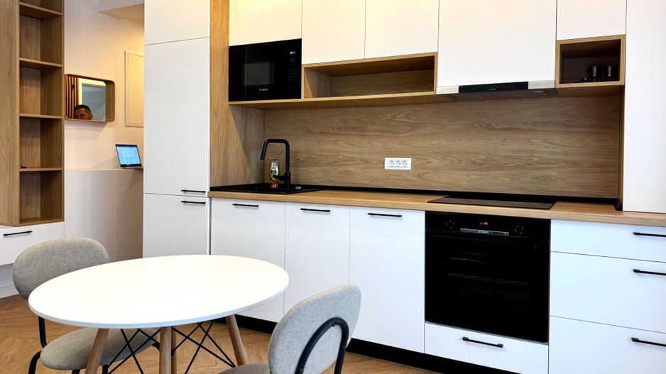 Apartament cu 2 camere, la prima închiriere, primitor si elegant - Poză 8