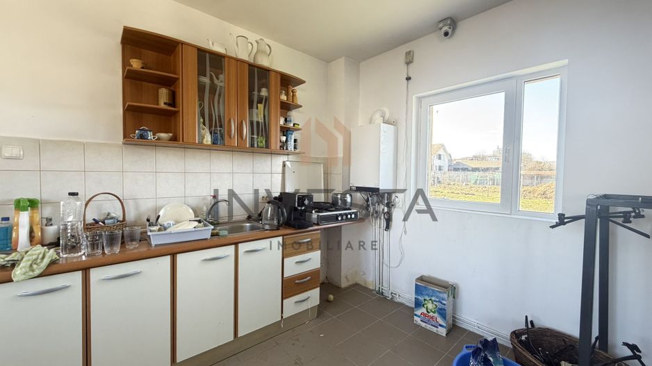 Inchiriere 2 cladiri comerciale, 943 mp teren - Poză 8