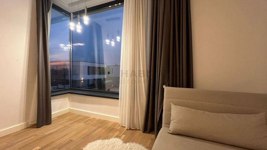 The Class Villas 1 – Vilă modernă de închiriat în Tunari - Poză 15