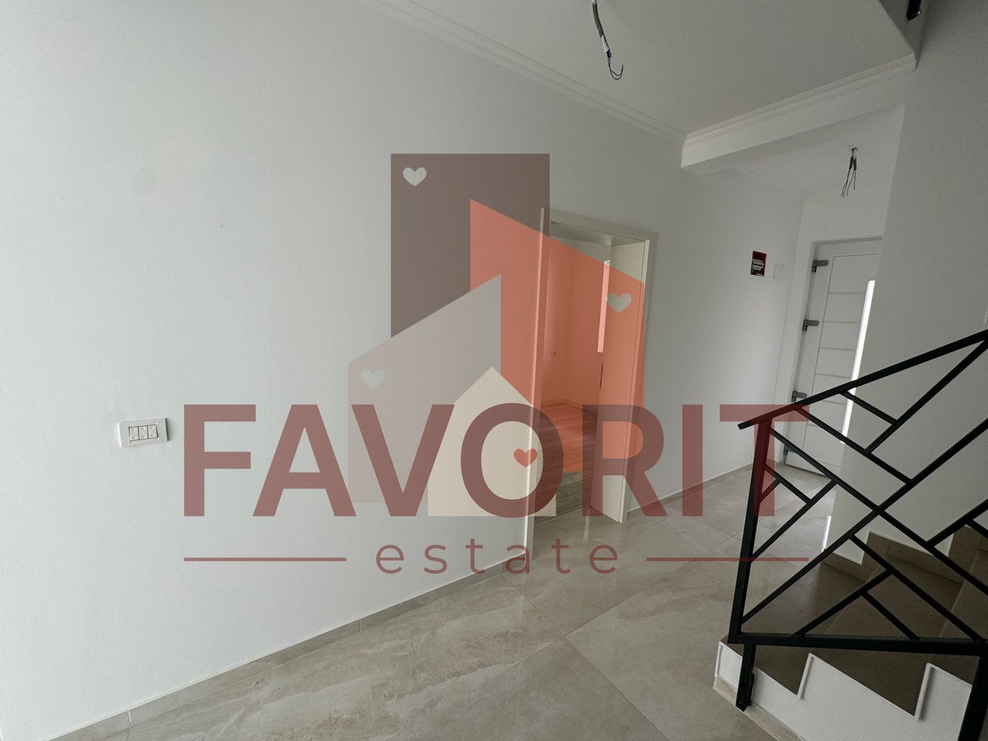 Finisaje la alegere. Vatra veche a satului. La asfalt - Poză 4