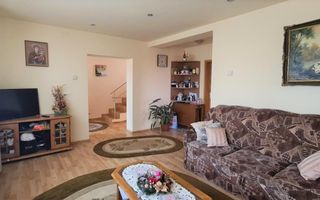 Exclusivitate! Apartament La Vila, 120MP, 3 Camere, Garaj - Poză 1