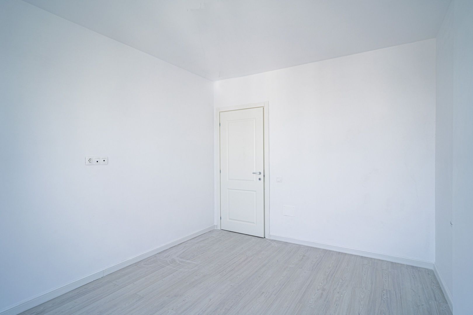 2 Camere, decomandat, 58.7 mp, Bloc Nou, 2 Lifturi, Finalizat, te muti rapid - Poză 8