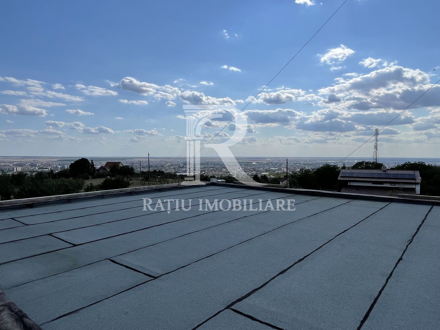 Casă Premium | Arhitectură Mediteraneană | Panoramă | Dealuri | Oradea - Poză 2