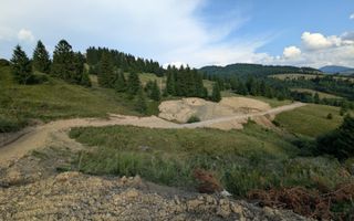 OFERTA! 11 Parcele teren intravilan-Piatra Fantanele, Castel Dracula - Poză 1