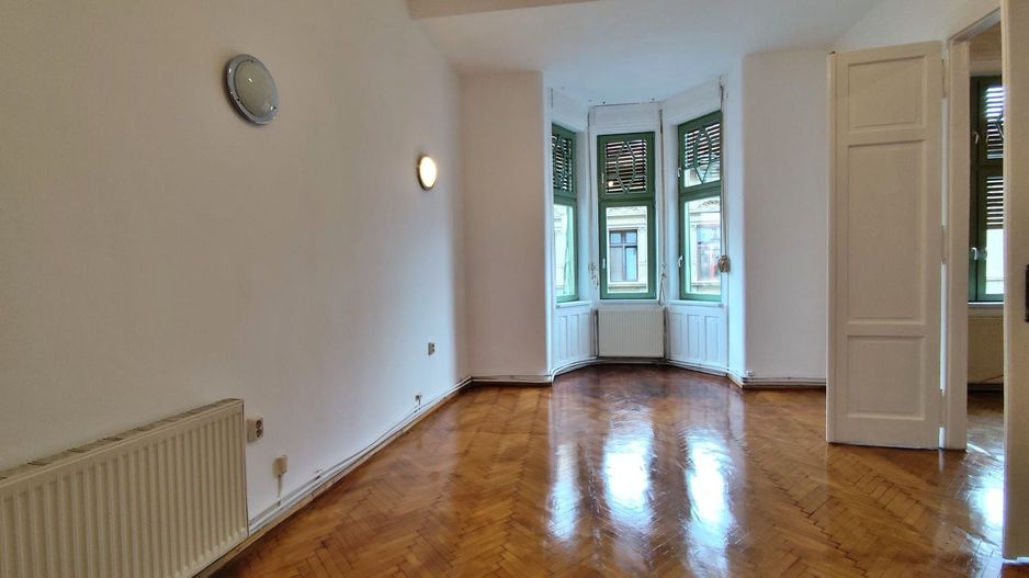 Birou 103 mp, 4 camere, ultracentral, str.I.Vulcan, Oradea, INCHIRIERE - Poză 6