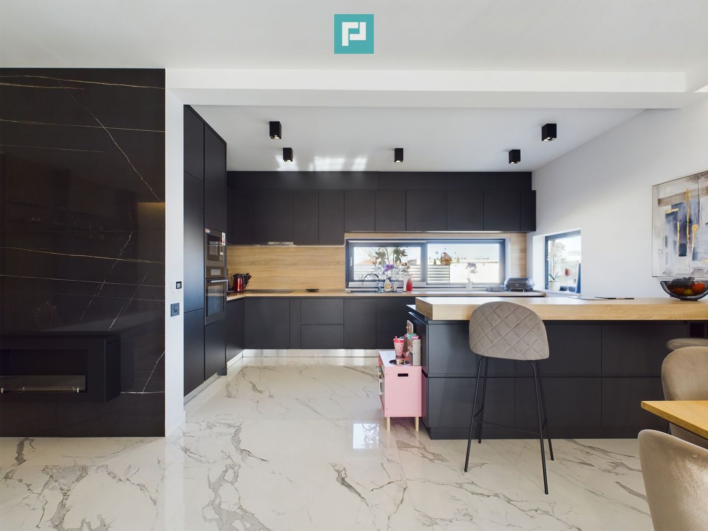 Vilă Exclusivistă Dumbrăvița - Poză 4