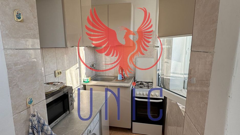 3 camere semidecomandate - 59 000 Euro - Poză 9