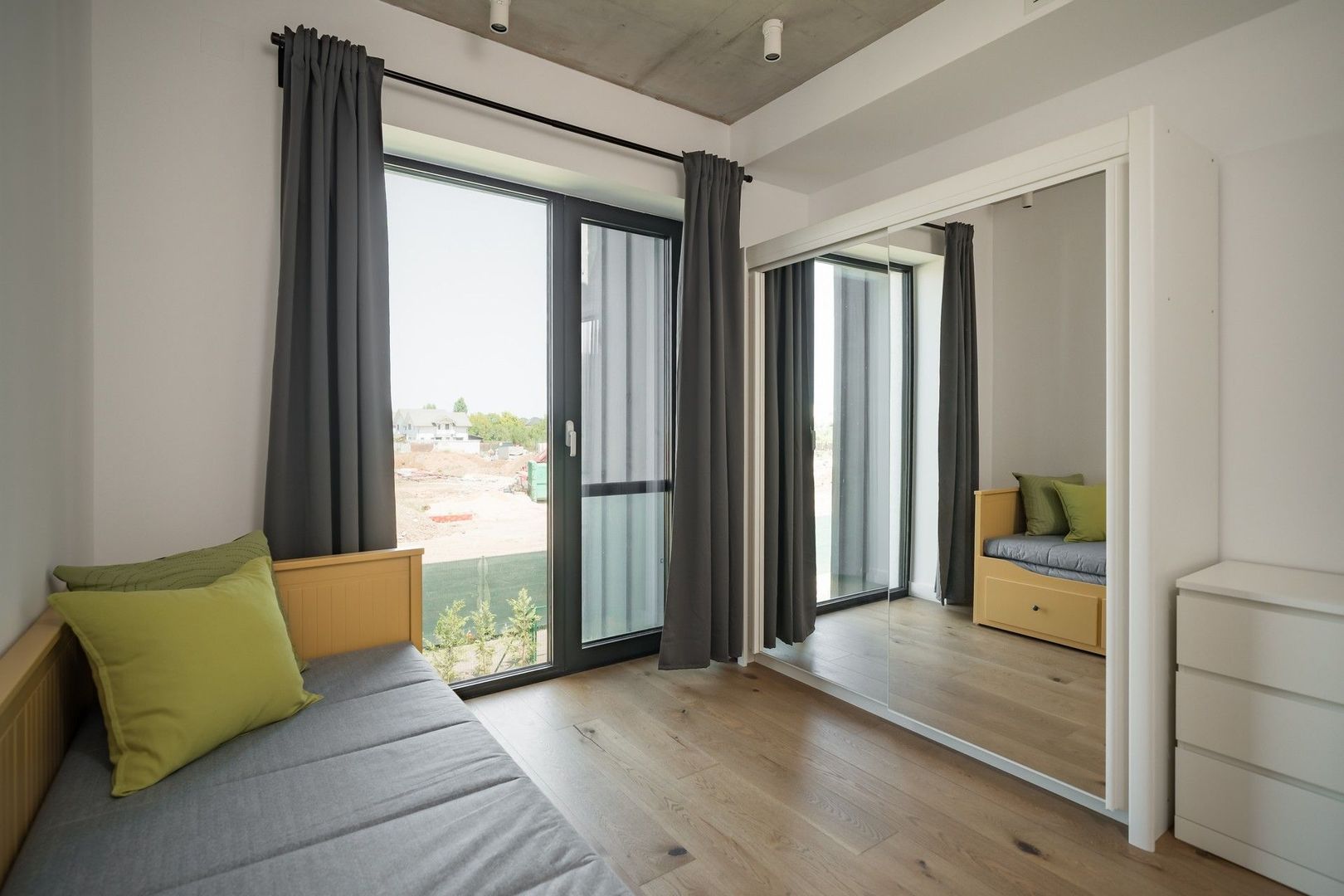 Vila cu 4 camere si mansarda in Amber Forest - Poză 6