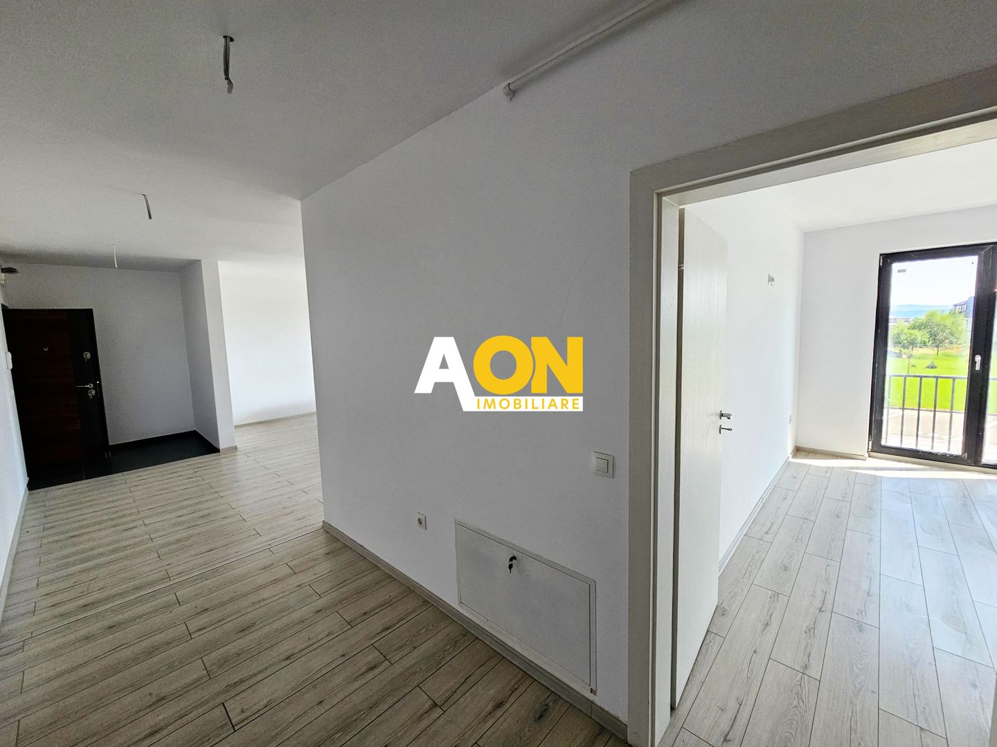 Apartament 2 camere, 64 mp, parter înalt, parcare privata, Transalpina - Poză 5