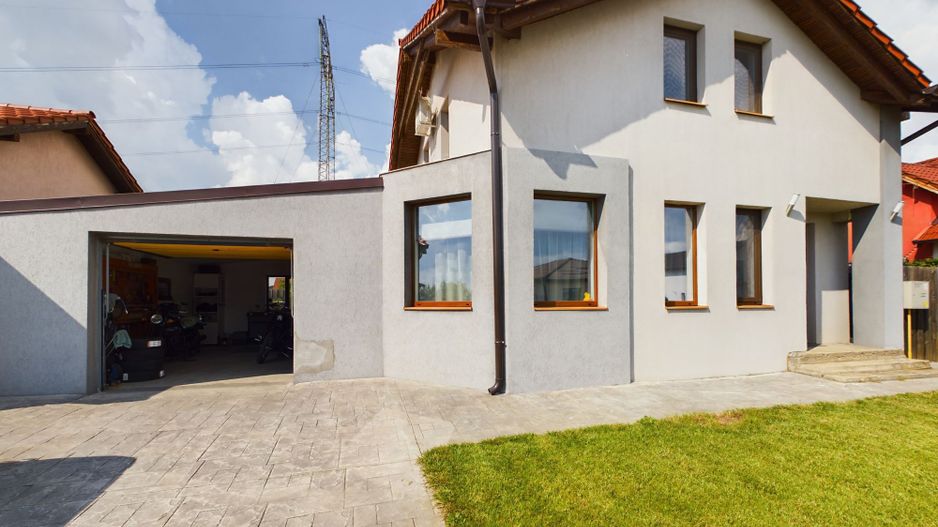 Casă la cheie în cartierul Westfield - Poză 2