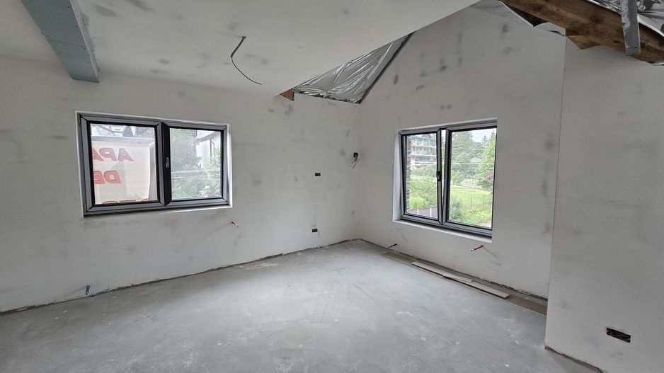 Apartament cu 2 camere 56,40 mp - Busteni cartier Zamora - Poză 1