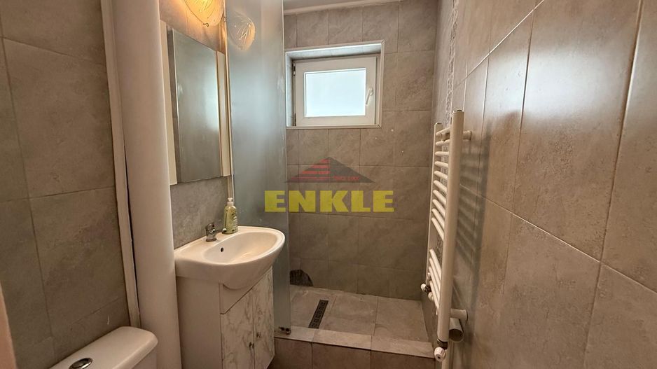 Apartament de vânzare cu 3 camere – Zona Bulevard - Poză 7