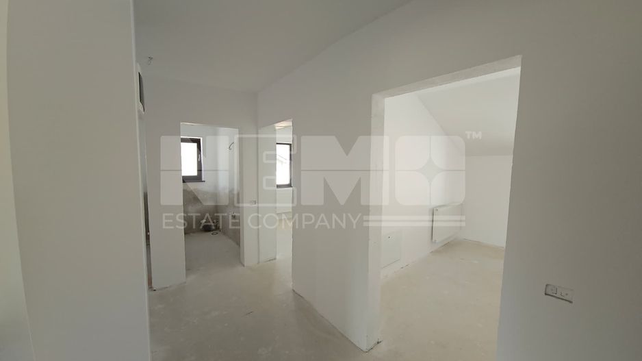 Apartament cu 3 Camere  78 mpI Suceava/Complex La Stejari I 106.000E - Poză 20