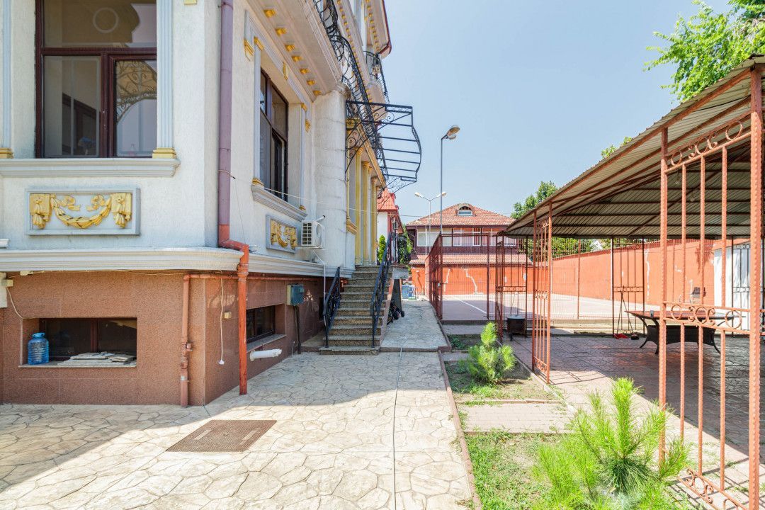 Locuință spectaculoasă cu potențial de business – 730 mp, sector 2 - Poză 21