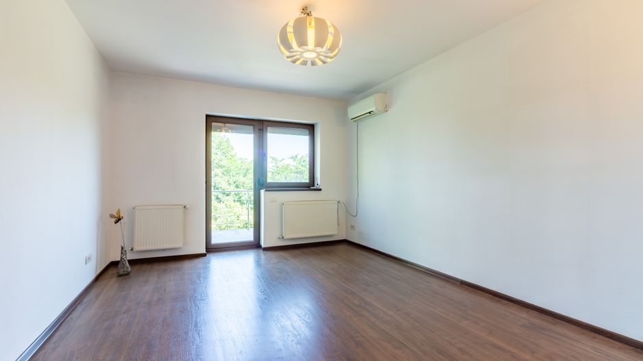 Casă / Vilă cu 5 camere de vânzare Alexandriei/Ion Conea - Poză 22