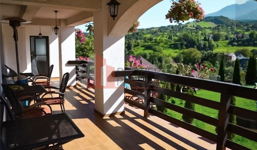Pensiune la cheie de vânzare în Bran – Afacere cu 10 camere plus piscina - Poză 13