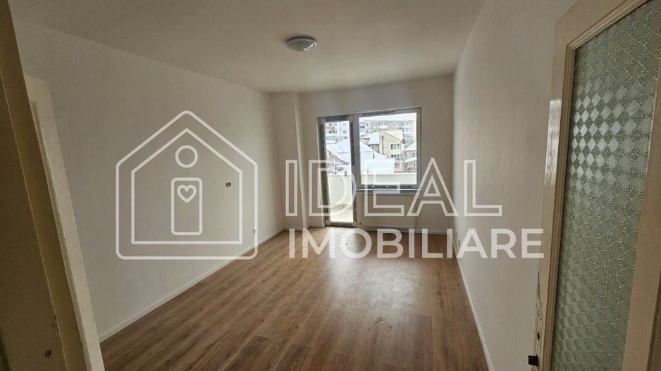 Spatiu Comercial cu 11 camere, 365 mp utili,  zona Cale Dumbravii - Poză 17