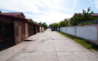 Oaza de liniste in Bariera Valcii – casa P+1 cu terasa, curte si acces securizat - Poză 19