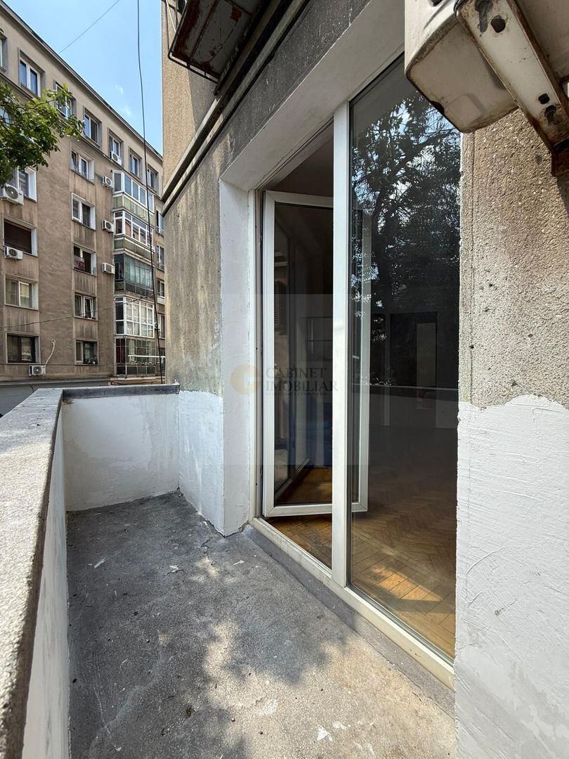Garsoniera cu balcon | 30 mp  | Piata Mihail Kogalniceanu |  Etaj 1 - Poză 7