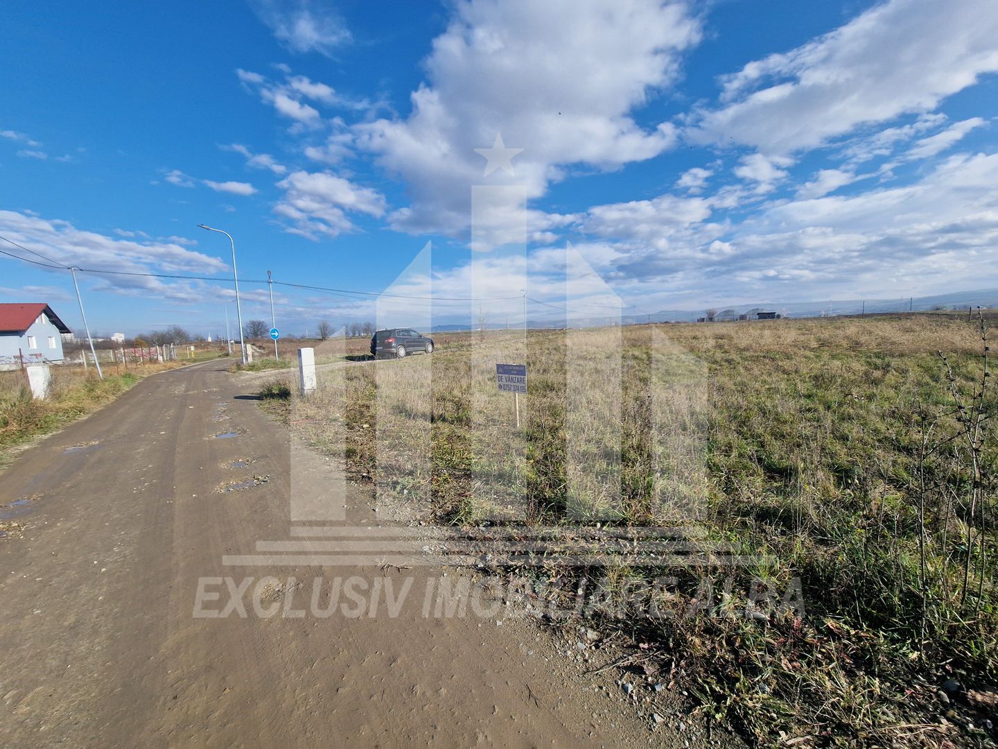 Teren intravilan | 593 mp | 21 mp deschidere | Partos - Poză 2