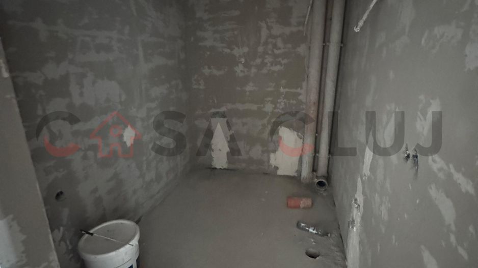 Etaj Intermediar, 2 balcoane, bloc 2025 - Sopor - Poză 6