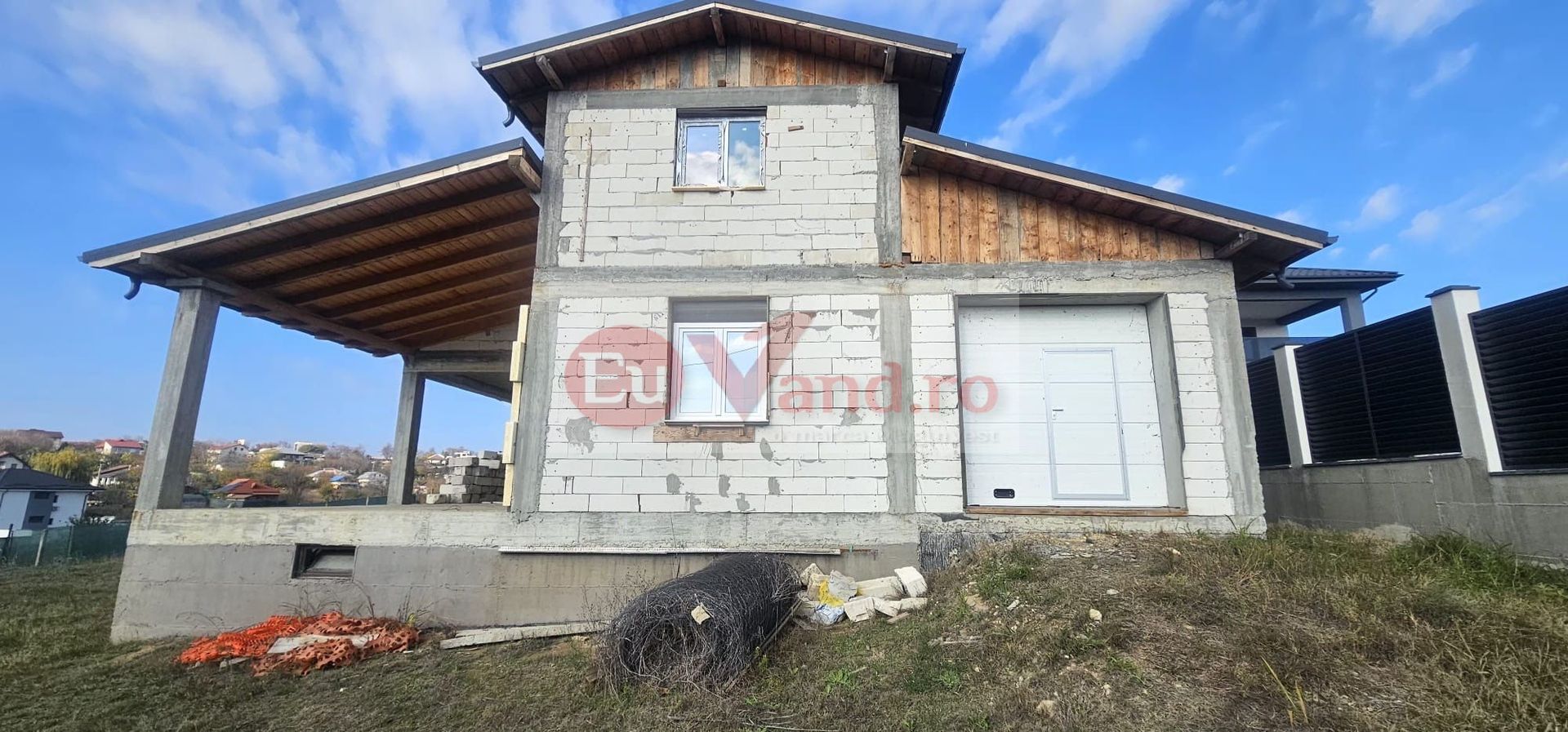 Casa la rosu Bariera Traian, teren 896 mp, COMISION 0% - Poză 2