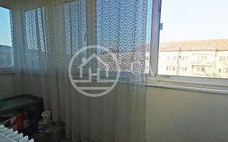 Apartament cu 4 camere de vanzare in Nufarul, Oradea - Poză 15