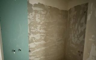 Apartament cu 3 camere semi-finisat în zona Eroilor, Florești. - Poză 9