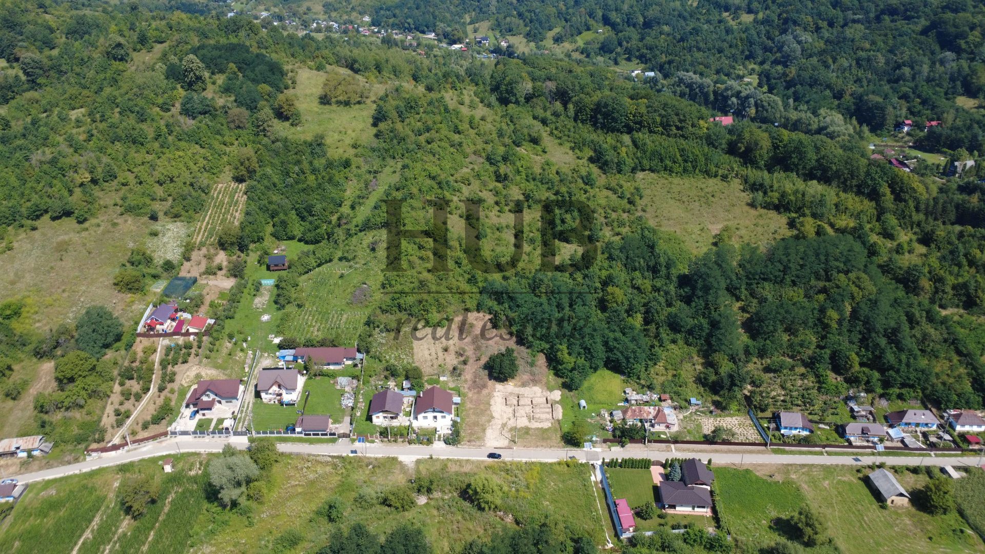 Teren intravilan cu autorizatie de constructie | Podis | de vanzare - Poză 1