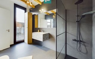 Casă generoasă în Periam județ Timiș - Poză 11