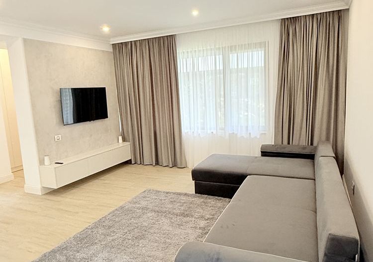 Casa otopeni de inchiriat ( prima inchiriere) - Poză 1