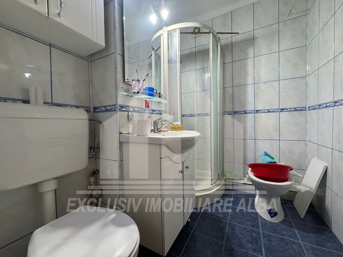Apartament cu 3 camere decomandate, etaj 2, Centru - Poză 10