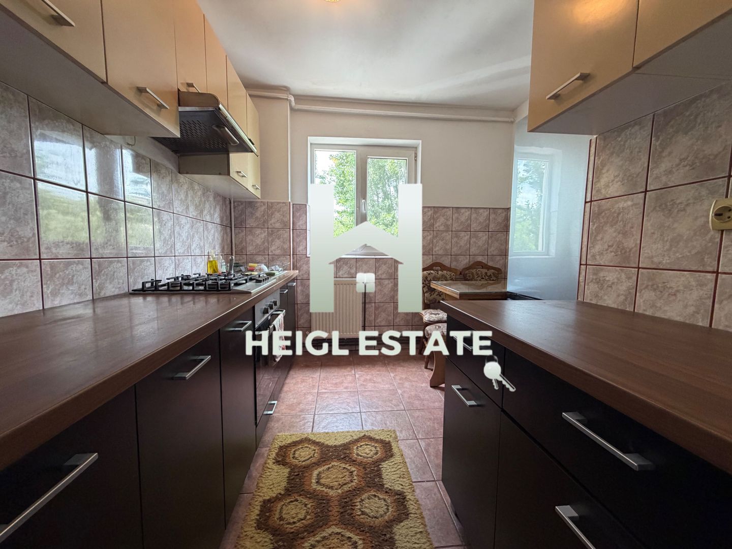 Apartament cu 3 camere si boxa in zona Gheorghe Lazar - Poză 2