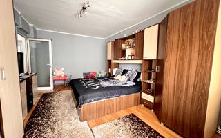 Apartament 4 Camere | Decomandat | 74 mp | Zona Cetate - Poză 2