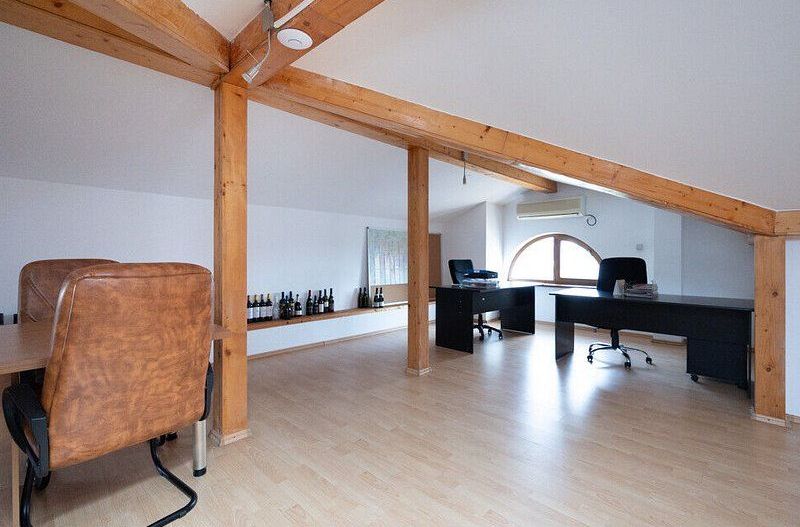 Vila cu 750 mp utili si teren de 1.480 mp in Erou Iancu Nicolae - Poză 31