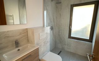 Casa cu 4 camere - Dumbarvita - Poză 24