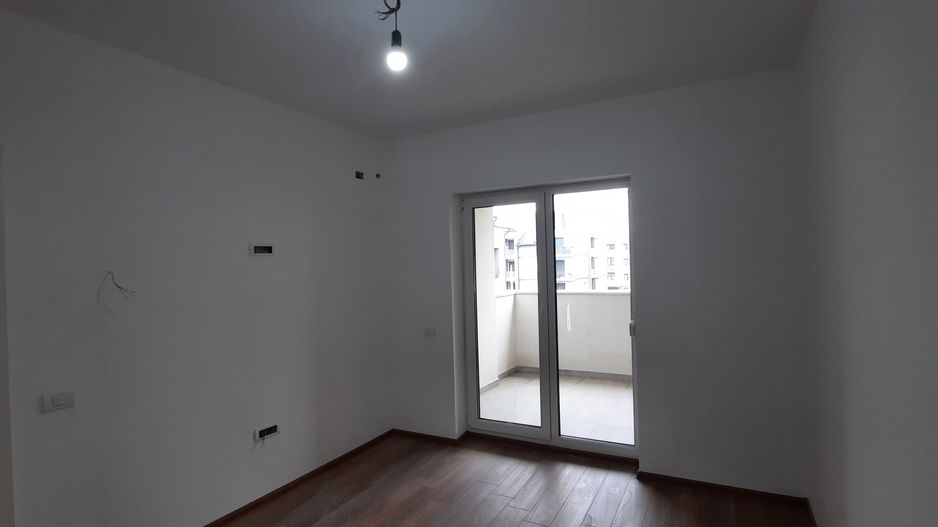 Apartament cu 6 camere si 4 locuri de parcare - Kaufland - Poză 4