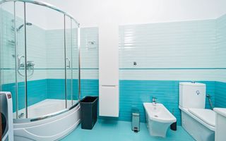 Apartament renovat in cladire istorica - Poză 9