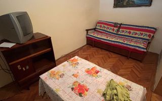 Apartament cu 3 camere de vanzare in Cugir - Poză 8