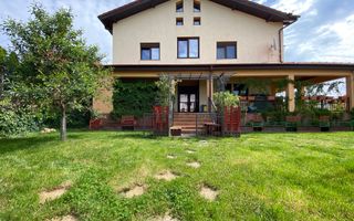 VILA  - ARADULUI. -British - Poză 1