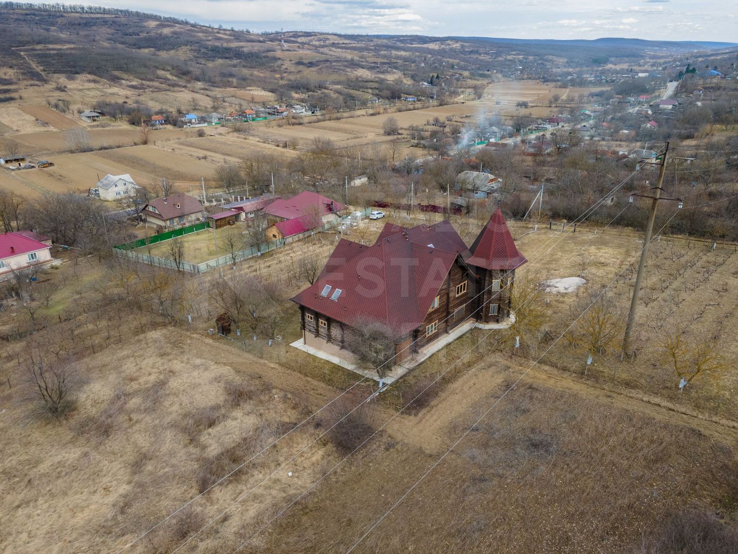 Vânzare, casă, 9 camere, satul Mîndra, r-nul Călărași. - Poză 2